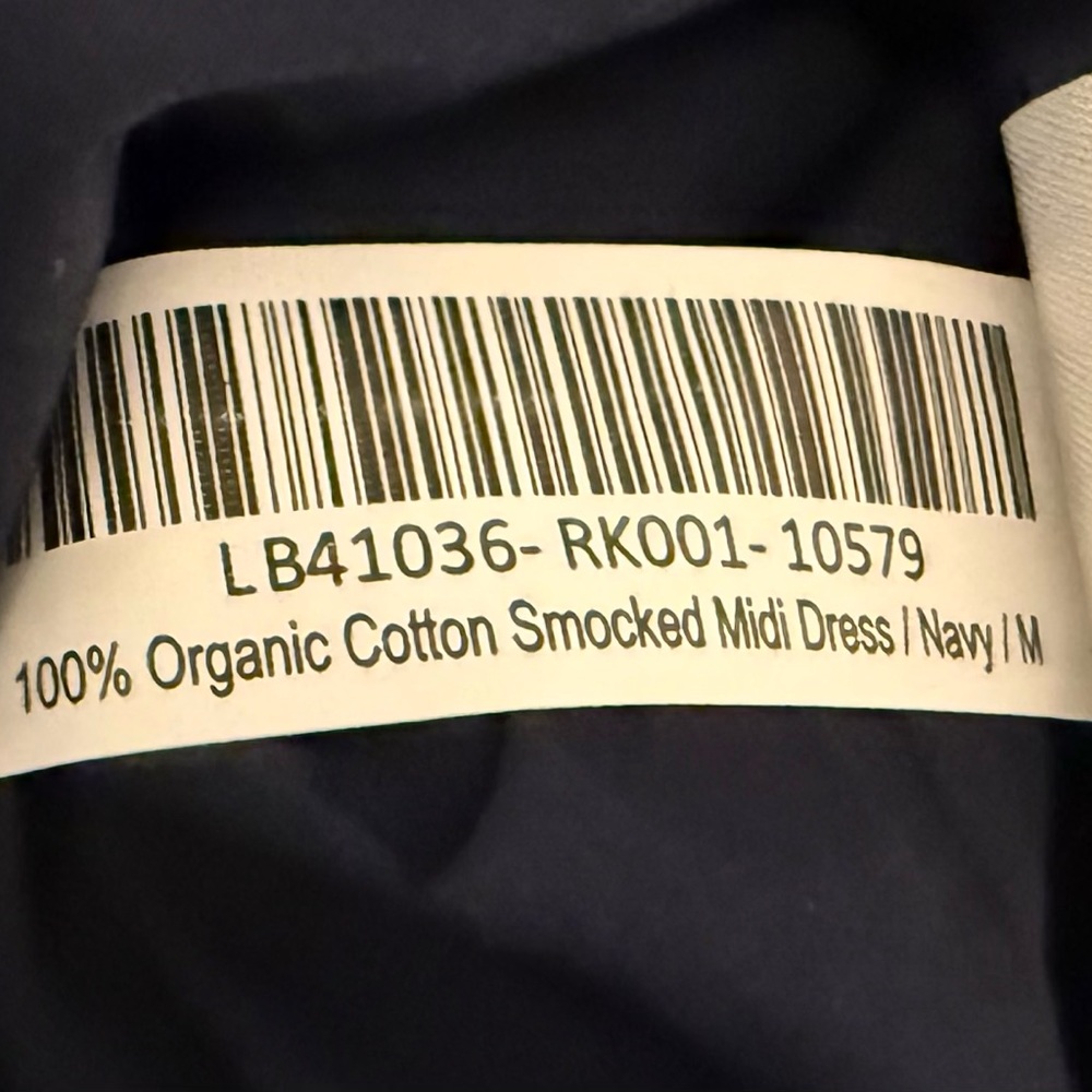 NWT Quince 100% Organic Cotton Poplin Smocked Midi Dress in Navy - Picture 10 of 10